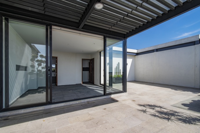 LOMAS VERDES 6TA SECCION, 4 Habitaciones Habitaciones, ,4 BathroomsBathrooms,Departamento,En Venta,1141