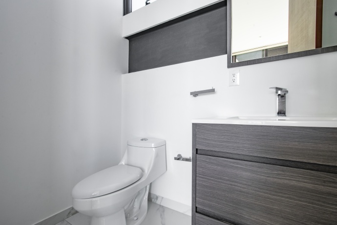 LOMAS VERDES 6TA SECCION, 4 Habitaciones Habitaciones, ,4 BathroomsBathrooms,Departamento,En Venta,1141