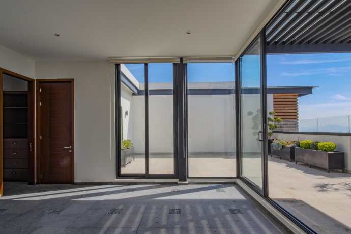 LOMAS VERDES 6TA SECCION, 4 Habitaciones Habitaciones, ,4 BathroomsBathrooms,Departamento,En Venta,1141