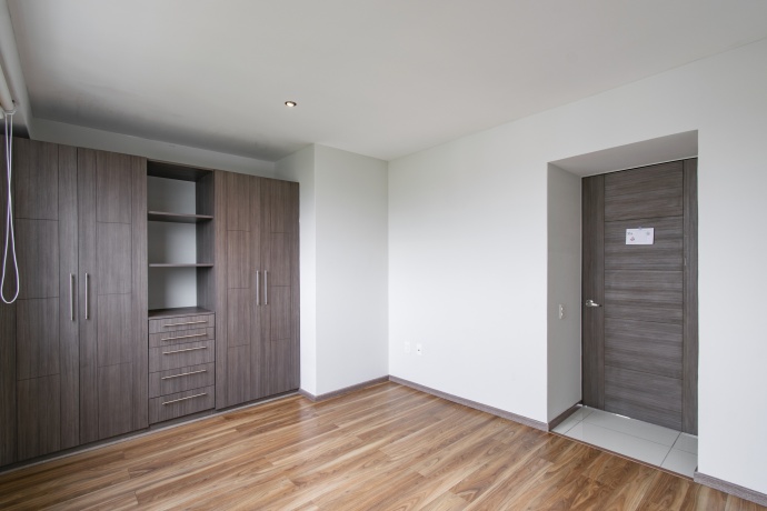 LOMAS VERDES, 3 Habitaciones Habitaciones, ,2 BathroomsBathrooms,Departamento,En Venta,1013
