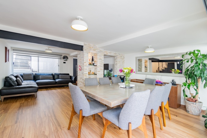 LOMAS VERDES, 3 Habitaciones Habitaciones, ,Casa,En Venta,1203