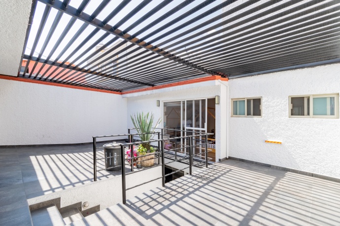 LOMAS VERDES, 3 Habitaciones Habitaciones, ,Casa,En Venta,1203