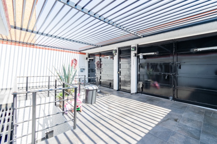 LOMAS VERDES, 3 Habitaciones Habitaciones, ,Casa,En Venta,1203