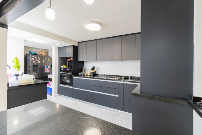 LOMAS VERDES, 3 Habitaciones Habitaciones, ,Casa,En Venta,1203