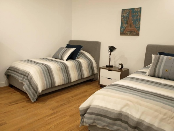 LOMAS VERDES 6TA SECCION, 3 Habitaciones Habitaciones, ,3 BathroomsBathrooms,Departamento,En Venta,1033