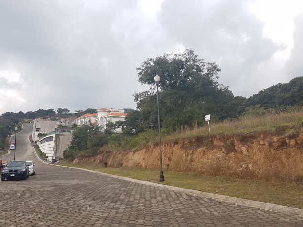 CLUB DE GOLF VALLE ESCONDIDO, ,Terreno,En Venta,1069